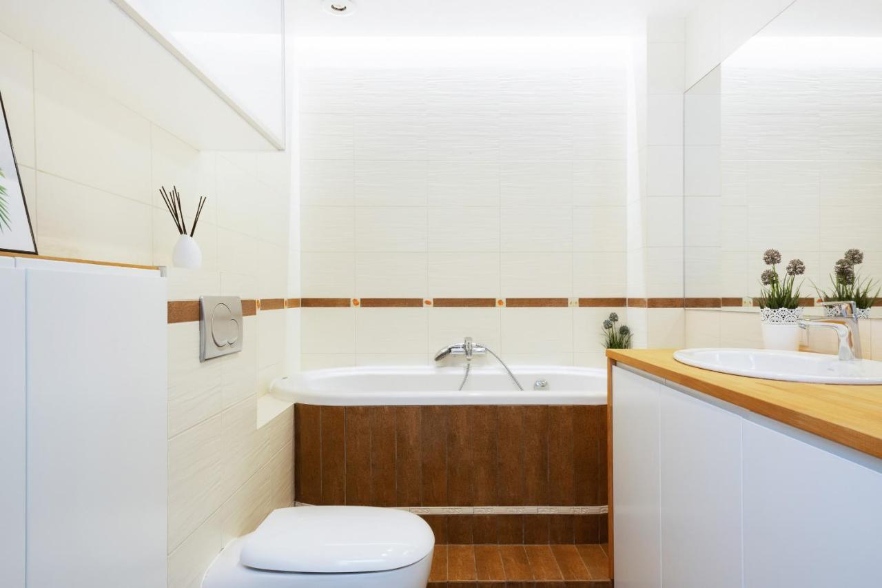 Apartments Warsaw Zelazna By Noclegi Renters エクステリア 写真