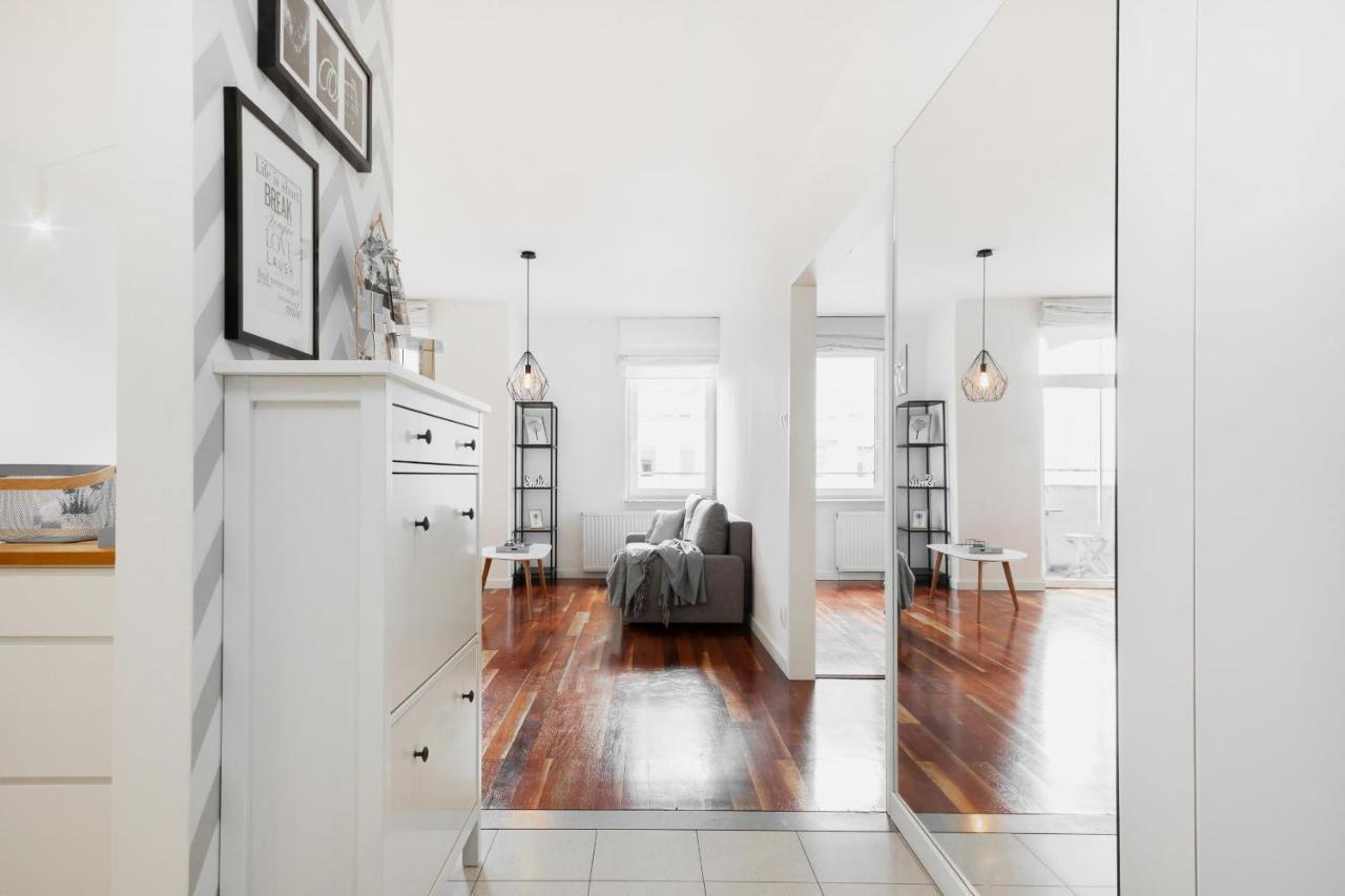Apartments Warsaw Zelazna By Noclegi Renters エクステリア 写真